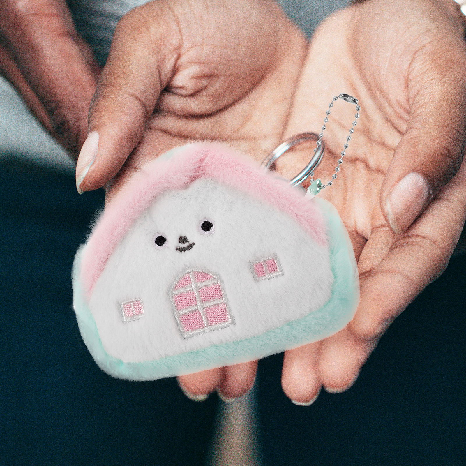 Adorable Mini House Keychain C - đánh giá và giá Mini Backpack Purse